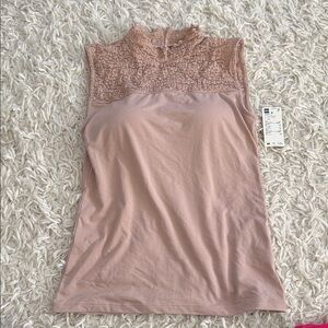 Gu brand Chic Sleeveless Lace Blouse - Blush